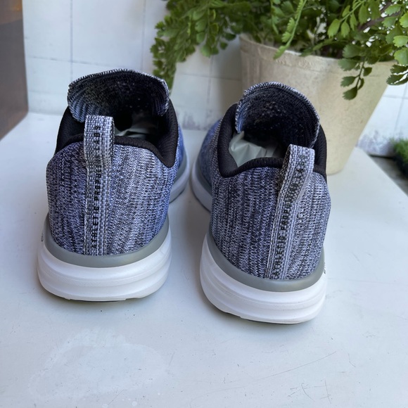 APL🔴TechLoom Pro Trainer women’s Athletic Running shoes 8 like new - Picture 5 of 15